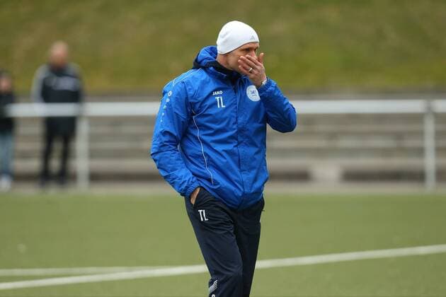 Essen Thorsten Legat (Trainer, FC Remscheid), TuS Essen-West vs. FC Remscheid, Fussball, Landesliga, Gruppe 1, 19.03.2016, Copyright: Deutzmannx xEibner-Pressefoto EP_cdn