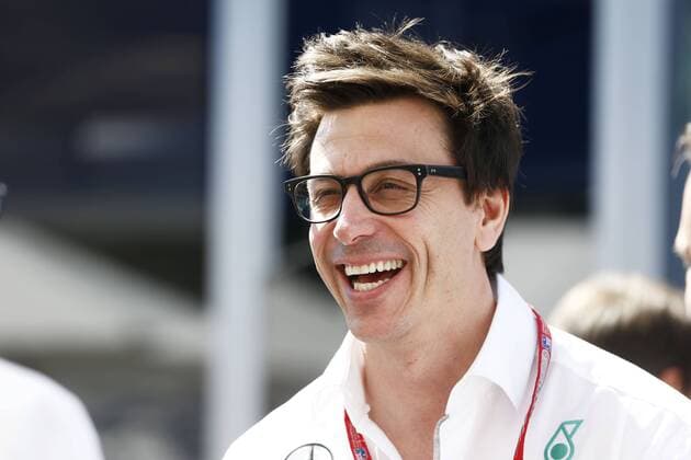 Motorsports: FIA Formula One World Championship WM Weltmeisterschaft 2016, Grand Prix of Australia, Toto Wolff (AUT, Mercedes AMG Petronas Formula One Team), xHOCHxZWEIx