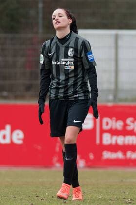 Selina Wagner (SC Feiburg, 31) enttäuscht schauend, Enttäuschung nach einer vergebenen Torchance, Fussball, Allianz Frauen-Bundesliga, SV Werder Bremen - SC Freiburg, xobx