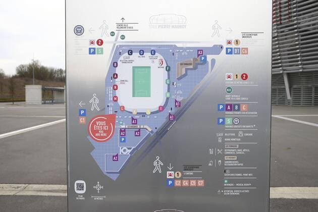 Stadionansichten, Stade Pierre Mauroy, Heimstätte Lille OSC - Frankreich, Ligue 1 - 19 03 2016 GwendolineLeGoff Panoramic 