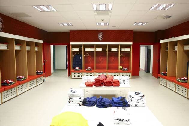 Umkleidekabine - Stadionansichten, Stade Pierre Mauroy, Heimstätte Lille OSC - Frankreich, Ligue 1 - 19 03 2016 GwendolineLeGoff Panoramic 