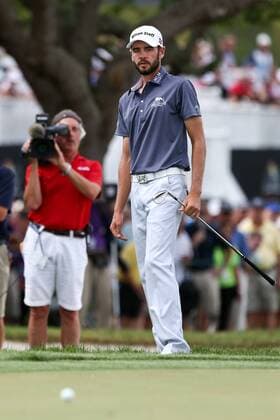 March 20, 2016 - Orlando, Florida, United States - Troy Merritt chips out of a bunker on the 9th green during the final round at the Arnold Palmer Invitational presented by MasterCard at Bay Hill Club & Lodge. PGA Golf Herren 2016 - Arnold Palmer Invitational - Final Round - ZUMAw109