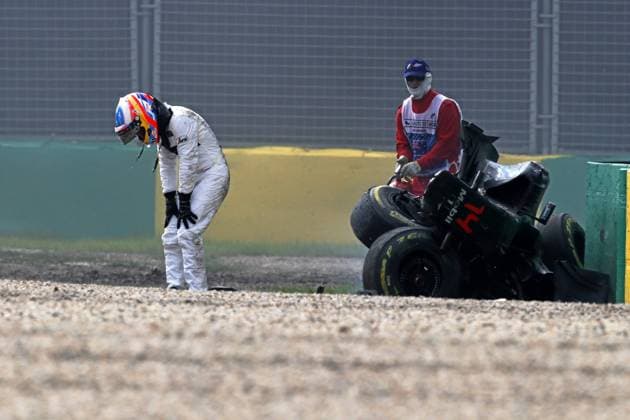 Themen der Woche SPORT Formel 1, GP von Australien, Horror Crash von Alonso. Grand Prix of Australia race at Albert Park circuit. In this picture, Fernando Alonso crashes his car. xRUBIOx(RVxRACINGxPRESS)x  RV RACING PRESS