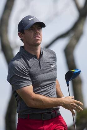 March 20, 2016: Rory McIlroy watches his tee shot on 15 during the final round of the Arnold Palmer Invitational in Orlando, FL. (Photograph by Roy K. Miller Icon Sportswire) GOLF: MAR 20 PGA Golf Herren - Arnold Palmer Invitational presented by MasterCard - Final Round Icon160320072 EDITORIAL USE ONLY