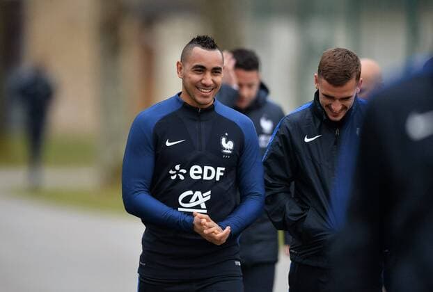 Dimitri Payet (fra) - Antoine Griezmann (fra) FOOTBALL : Training Nationalteam Frankreich - 21 03 2016 AnthonyBIBARD FEP Panoramic 