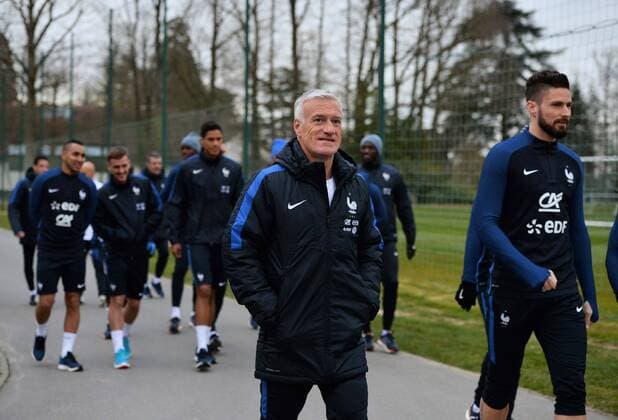 Didier Deschamps (fra) FOOTBALL : Training Nationalteam Frankreich - 21 03 2016 AnthonyBIBARD FEP Panoramic 