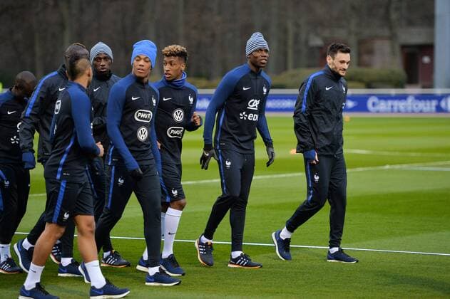 Paul Pogba (fra) - Anthony Martial (fra) FOOTBALL : Training Nationalteam Frankreich - 21 03 2016 AnthonyBIBARD FEP Panoramic 