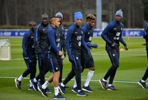 Anthony Martial (fra) - Dimitri Payet (fra) FOOTBALL : Training Nationalteam Frankreich - 21 03 2016 AnthonyBIBARD FEP Panoramic 