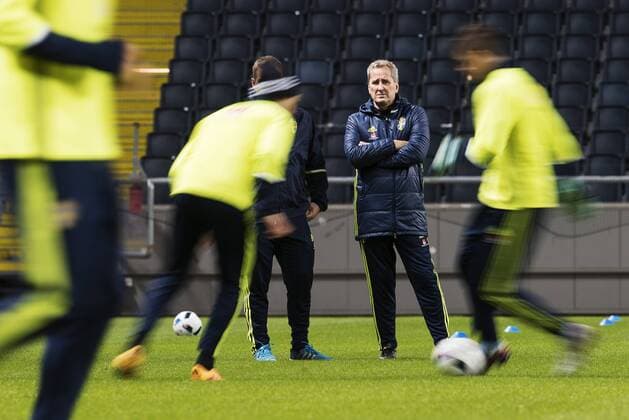 160322 Förbundskapten Erik Hamren - Training Nationalteam Schweden, 22 März 2016 in Stockholm.  Copyright: JOELxMARKLUND BB160322JM005