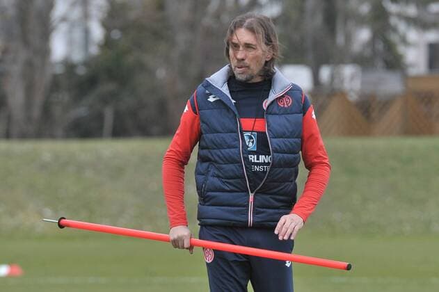 22.03.2016, xTKx, Fussball 1.Bundesliga, FSV MAINZ 05 Training, emspor, v.l. Trainer Martin Schmidt (Mainz 05) ,