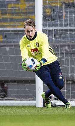 160322 Patrik Carlgren - Training Nationalteam Schweden, 22 März 2016 in Stockholm.  Copyright: JOELxMARKLUND BB160322JM051