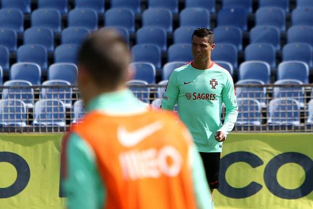 March 22, 2016 - Lisbon, Portugal - Portugal s soccer forwards Cristiano Ronaldo during a practice session at the Restelo stadium in Lisbon, Portugal on March 22, 2016, ahead of the friendly matches against Bulgaria on March 25 and with Belgium on March 29 in preparation for the Euro 2016 in France. Portugal s Soccer Team training  - ZUMAn230