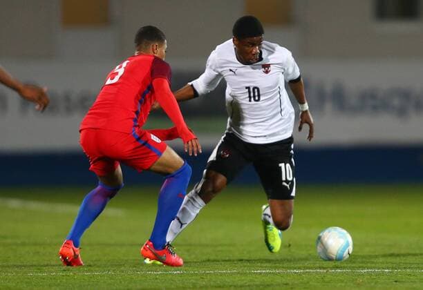SOCCER - U18, AUT vs ENG, test match WIENER NEUSTADT,AUSTRIA,23.MAR.16 - SOCCER - OEFB Under-18 international match Länderspiel Austria vs England, friendly match. Image shows Kevin Danso (AUT) and Cameron Humphreys (ENG). GEPAxpictures xCh.xKelemen
