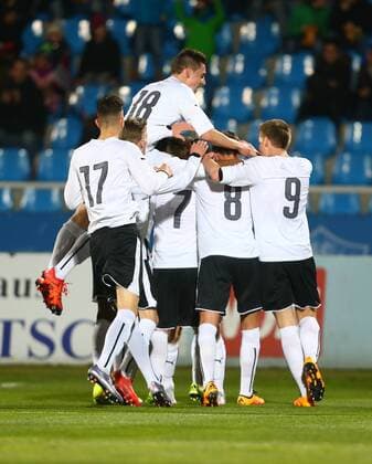 SOCCER - U18, AUT vs ENG, test match WIENER NEUSTADT,AUSTRIA,23.MAR.16 - SOCCER - OEFB Under-18 international match Länderspiel Austria vs England, friendly match. Image shows the rejoicing of AUT. GEPAxpictures xCh.xKelemen