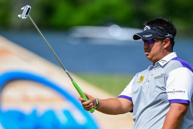 World Golf Championship in Austin 23 MAR 2016: Kiradech Aphibarnrat lines up a putt on number 13 during the World Golf Championships - Dell Match Play Round 1 at the Austin Country Club Austin, Texas. (Photo by Ken Murray Icon Sportswire) GOLF: MAR 23 PGA Golf Herren - World Golf Championships-Dell Match Play - Round 1 Icon1603231047 EDITORIAL USE ONLY