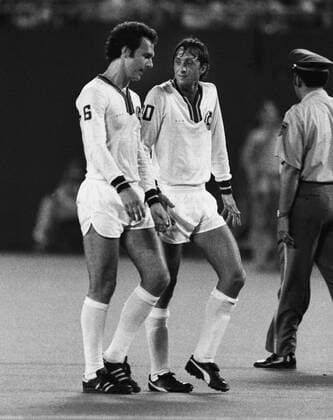 Football - New York Cosmos 2 World All Stars XI 2 (30 08 1978) Johan Cruyff and Franz Beckenbauer of the Cosmos during the game in Giants Stadium, New York. 