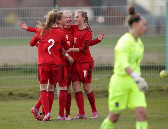 SOCCER - UEFA U17 U 17 Nationalteam EURO quali women, AUT vs GER ROHRENDORF,AUSTRIA,24.MAR.16 - WOMEN SOCCER - UEFA Women s Under-17 championship, qualification, Elite round, OEFB international match Nationalmannschaft-Länderspiel Austria vs Germany. Image shows the rejoicing of Sarai Linder, Anna-Lena Stolze and Marie Mueller (GER). GEPAxpictures xWalterxLuger