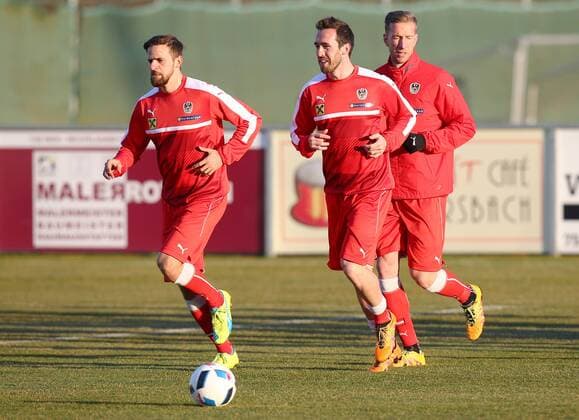 Fußball, Training Nationalteam Österreich SOCCER - AUT vs ALB, test match, preview STEGERSBACH,AUSTRIA,24.MAR.16 - SOCCER - OEFB international match Länderspiel Austria vs Albania, friendly match, preview, training team AUT. Image shows Martin Harnik, Christian Fuchs and Marc Janko (AUT). GEPAxpictures xChristianxOrt
