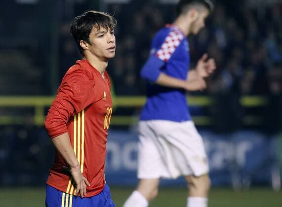 Spanish Sub 21 national team Nationalteam midfielder Oliver Torres in action before Croatia during a Eurocup 2017 Group 6 qualifying match held at El Plantio stadium in Burgos, Castilla y Leon, Spain, 24 March 2016. SPAIN VS CROATIA !ACHTUNG: NUR REDAKTIONELLE NUTZUNG!  BUR003 20160324-635944490732563546