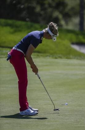 March 24, 2016: Ryann O Toole sinks her putt on the 7th green during the first round of the Kia Classic at Aviara Golf Club in Carlsbad, California. LPGA Golf Damen 2016: Kia Classic MAR 24 - ZUMAc04_