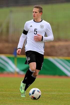 Joel Abu Hanna (Deutschland) Deutschland vs Frankreich --- Fussball --- U18-Laenderspiel --- 24.03.2016 Copyright: Weissx Eibner-Pressefoto EP_rws
