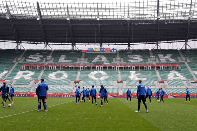 Fußball, Länderspiel, Training Nationalteam Norwegen 25.03.2016 WROCLAW Football FINLAND national team Nationalteam PRACTISE BEFORE FRIENDLY GAME - WROCLAW  20160325CSLG0015