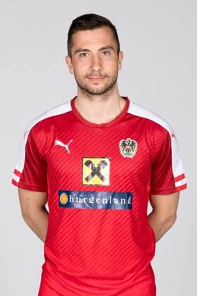 SOCCER - OEFB, team photo shoot OBERWART,AUSTRIA,22.MAR.16 - SOCCER - OEFB, Oesterreichischer Fussball-Bund, team photo shooting. Image shows Markus Suttner (AUT). Picture shot with a Canon EOS-1D X Mark II sample. GEPAxpictures xChristianxWalgram