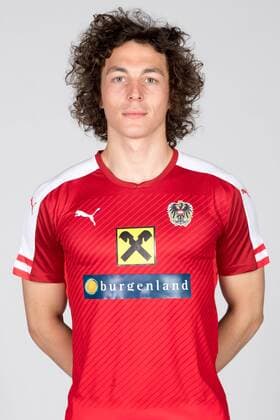SOCCER - OEFB, team photo shoot OBERWART,AUSTRIA,22.MAR.16 - SOCCER - OEFB, Oesterreichischer Fussball-Bund, team photo shooting. Image shows Julian Baumgartlinger (AUT). Picture shot with a Canon EOS-1D X Mark II sample. GEPAxpictures xChristianxWalgram