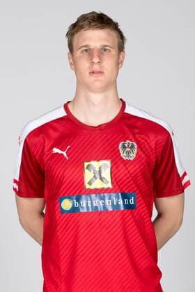 SOCCER - OEFB, team photo shoot OBERWART,AUSTRIA,22.MAR.16 - SOCCER - OEFB, Oesterreichischer Fussball-Bund, team photo shooting. Image shows Martin Hinteregger (AUT). Picture shot with a Canon EOS-1D X Mark II sample. GEPAxpictures xChristianxWalgram
