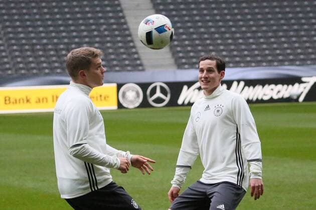Matthias Ginter, Sebastian Rudy - Abschlusstraining der Deutschen Nationalmannschaft, Olympiastadion Berlin