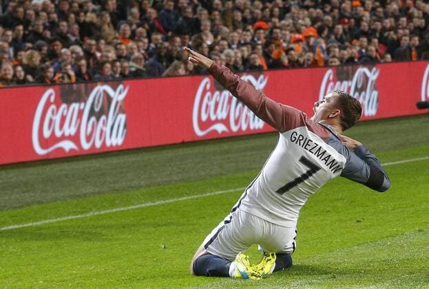 Fußball, Länderspiel, Niederlande - Frankreich Antoine Griezmann of France during the friendly match between Netherlands and France on March 25, 2016 at the Amsterdam Arena in Amsterdam, The Netherlands. Netherlands v France Friendly match 2015 2016 xVIxJeroenxPutmansxIVx 5216163