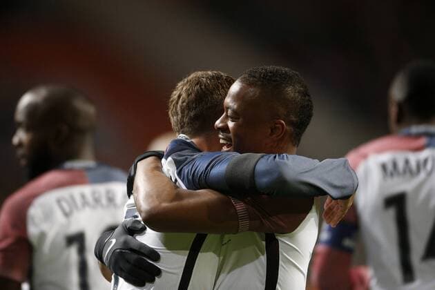 Fußball, Länderspiel, Niederlande - Frankreich Antoine Griezmann of France (L), Patrice Evra of France (R) during the friendly match between Netherlands and France on March 25, 2016 at the Amsterdam Arena in Amsterdam, The Netherlands. Netherlands v France Friendly match 2015 2016 xVIxJeroenxPutmansxIVx 5216233
