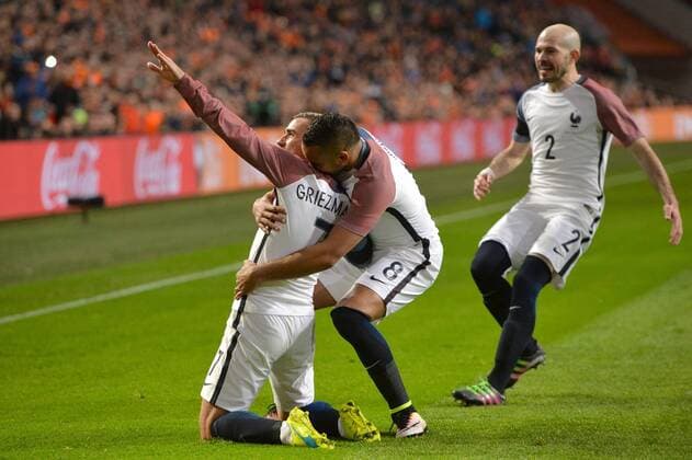 Bilder des Tages - SPORT Fußball, Länderspiel, Niederlande - Frankreich Antoine Griezmann - DIMITRI PAYET - JOIE FOOTBALL : Netherlands vs France - Friendly Match - 25 03 2016 AnthonyBIBARD FEP Panoramic 