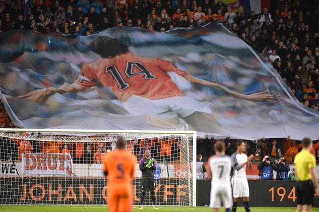 Fußball, Länderspiel, Niederlande - Frankreich, Trauer um Johan Cruyff - Fans - HOMMAGE Johan Cruyff FOOTBALL : Netherlands vs France - Friendly Match - 25 03 2016 AnthonyBIBARD FEP Panoramic 