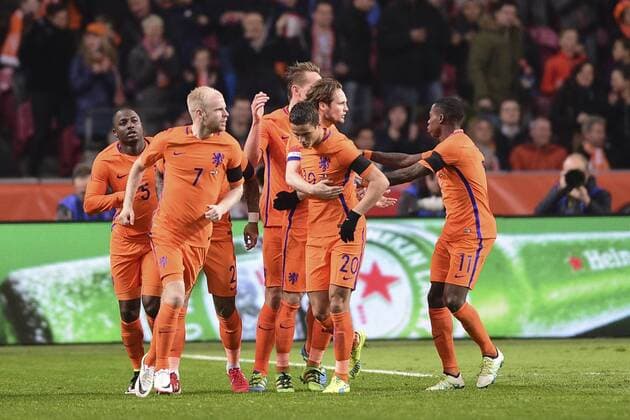 joie des joueurs Hollandais apres le Luuk De Jong (Netherlands) FOOTBALL : Netherlands vs France - Friendly Match - 25 03 2016 JBAutissier Panoramic 