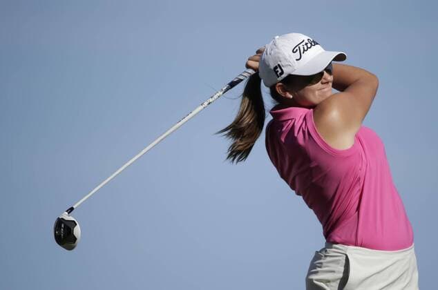 March 25, 2016: Dori Carter tees off on the 18th hole during the second round of the Kia Classic at Aviara Golf Club in Carlsbad, California. LPGA Golf Damen 2016: Kia Classic MAR 25 - ZUMAc04_