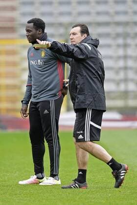 Fußball, Training Nationalteam Belgien Wilmots Marc head coach of Belgian Team issues instructions to Lukaku Romelu forward of Belgium FOOTBALL : Belgique - Entrainement et conference de presse - Bruxelles - 26 03 2016 Photonews Panoramic 