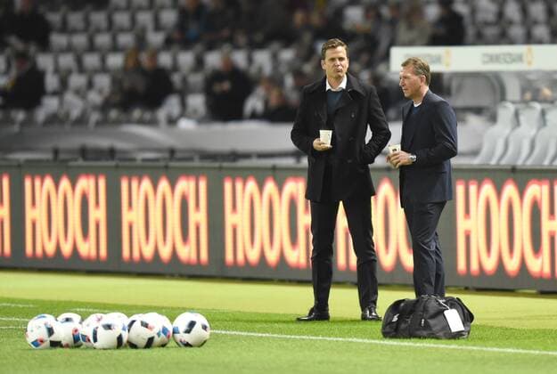 Fussball, Herren, Saison 2015 16, Länderspiel in Berlin, Deutschland - England, Nationalelf-Manager Oliver Bierhoff (DFB), Torwart-Trainer Andreas Köpke (Deutschland) vor dem Spiel, 26.03.2016,