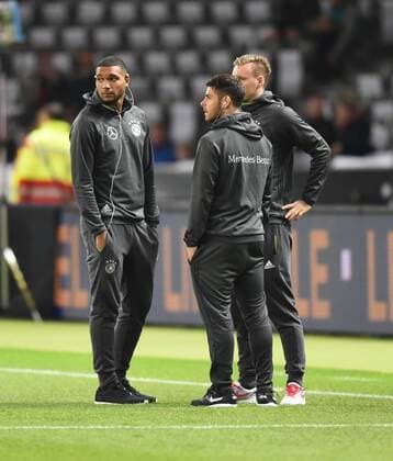 Fussball, Herren, Saison 2015 16, Länderspiel in Berlin, Deutschland - England, v. l. Jonathan Tah (Deutschland), Kevin Volland (Deutschland), Torwart Bernd Leno (Deutschland) vor dem Spiel, 26.03.2016,