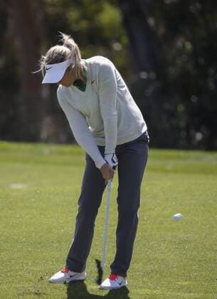 March 26, 2016: Suzann Pettersen takes her second stroke on the 1st hole during the third round of the Kia Classic at Aviara Golf Club in Carlsbad, California. LPGA Golf Damen 2016: Kia Classic MAR 26 - ZUMAc04_