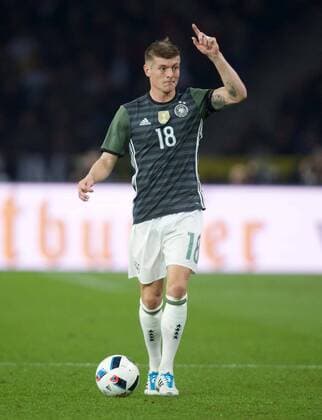 Fussball Berlin 19.03.2016 Nationalmannschaft DFB Länderspiel Deutschland (GER) - England (ENG) Toni Kroos (Deutschland, No.18)