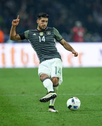 FUSSBALL INTERNATIONAL TESTSPIEL IM BERLINER OLYMPIASTADION Deutschland - England 26.03.2016 Emre Can (Deutschland) 