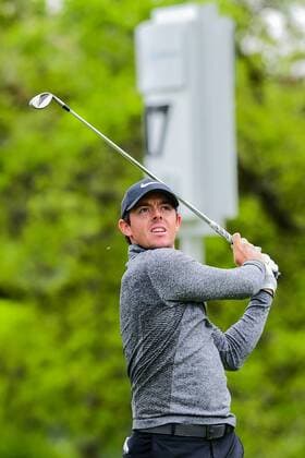 26 MAR 2016: Rory McIlroy watches his tee shot on number 17 during the World Golf Championships - Dell Match Play Round 4 at the Austin Country Club Austin, Texas. (Photo by Ken Murray Icon Sportswire) GOLF: MAR 26 PGA Golf Herren - World Golf Championships-Dell Match Play - Round 4 Icon1603264033 EDITORIAL USE ONLY