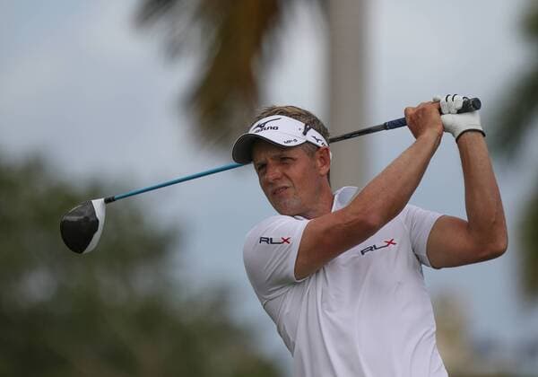 26 March 2016: Luke Donald drives from the tee on hole one in the third round of the Puerto Rico Open, in Rio Grande, PR (Photo by Bradley Rex Icon Sportswire) GOLF: MAR 26 PGA Golf Herren - Puerto Rico Open - Third Round Icon16032416 EDITORIAL USE ONLY