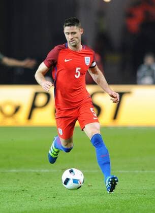Fussball, Deutschland, Herren, DFB, Länderspiel zur Euro 2016, Olympia-Stadion Berlin: Deutschland - England 2:3; Gary Cahill (ENG). Aktion, Einzelbild, Freisteller.