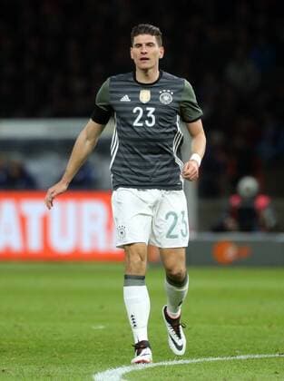 Deutschland - England Deutschland, Berlin, 26.03.2016, Fussball, FIFA, Länderspiel, Deutschland DFB - England (2:3): Mario Gomez (Deutschland).