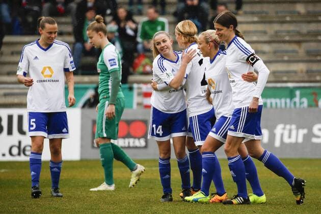 Frankfurt Tor fuer den FFC Frankfurt durch einen verwandelten Elfmeter von Mandy Islacker (FFC, 17). , Copyright: RRZ Eibner-Pressefoto EP_RRZ