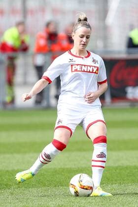 Leverkusen vl. Virginia Kirchberger (Koeln, 13) , Bayer 04 Leverkusen - 1. FC Koeln, Fussball, Damen, Frauen, Allianz Frauen-Bundesliga, Spieltag 17, 27.03.2016 Copyright: Horn Eibner-Pressefoto EP_BHN