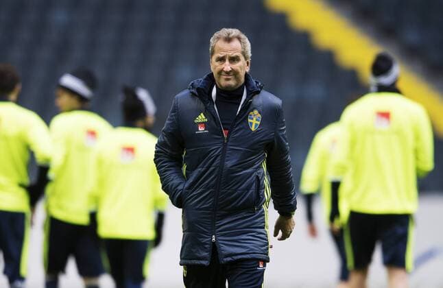 160328 Trainer Erik Hamren - Training Nationalteam Schweden, 28.03.2016 in Stockholm.  Copyright: JOELxMARKLUND BB160328JM014