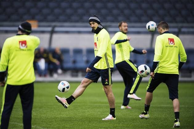160328 Zlatan Ibrahimovic - Training Nationalteam Schweden, 28.03.2016 in Stockholm.  Copyright: JOELxMARKLUND BB160328JM033